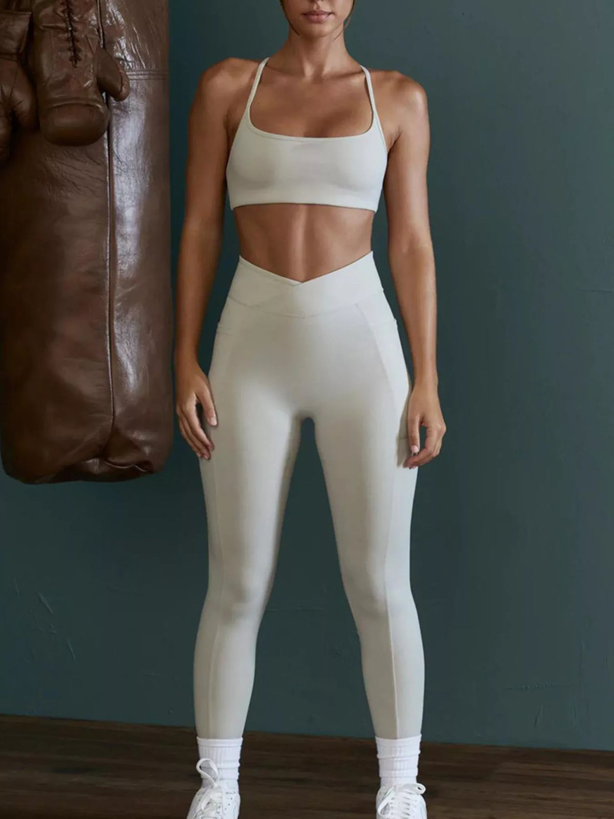 Seamless Cross-Waist Backless Cami and Leggings Active Set
