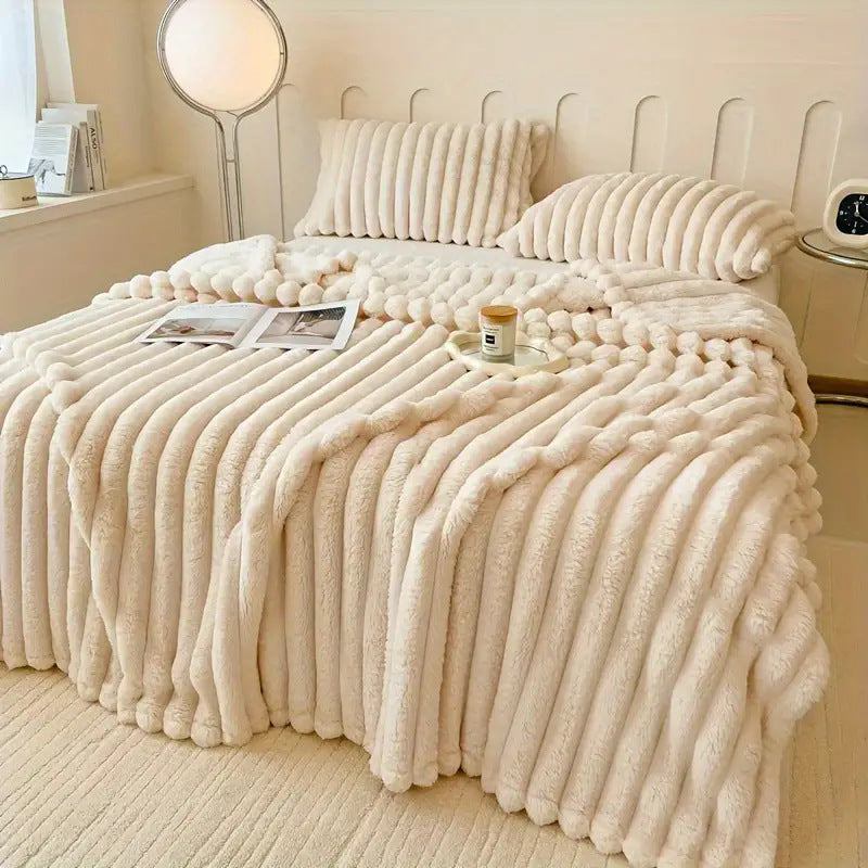 Luxury Imitation Rabbit Fur Shawl Blanket – Soft & Warm Throw
